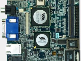 Ceny pamětí srazily prodeje základních desek na polovinu