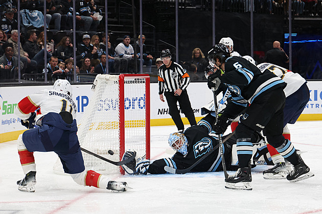 Vejmelka nezastavil sérii porážek, Florida rozhodla gólem z 60. minuty
