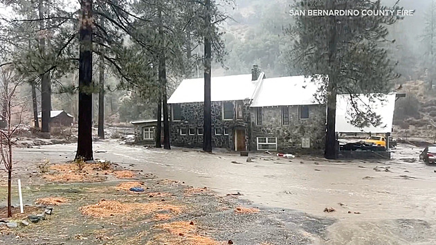 Lijáky a povodně. Suchem trýzněná Kalifornie má nyní vody až moc
