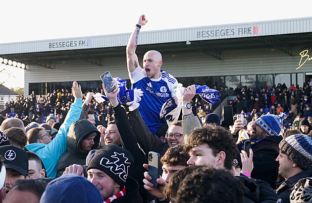 Historický moment. Úřadující šampiony FA Cupu vyřadil tým ze šesté anglické ligy