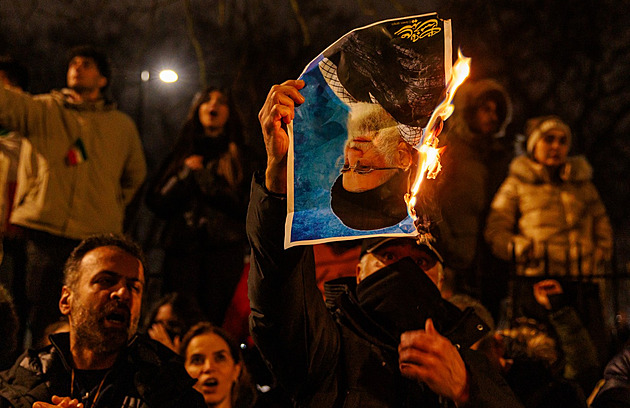 „Okamžitě opusťte Írán.“ USA vyzvaly své občany v zemi k evakuaci