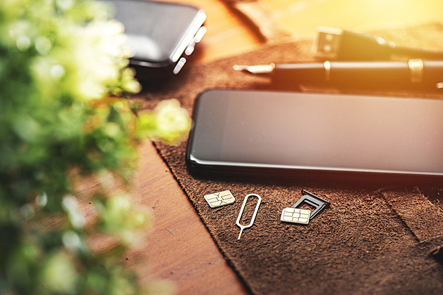 Malá, ale šikovná. Nový typ SIM odolá i kvantovým hrozbám