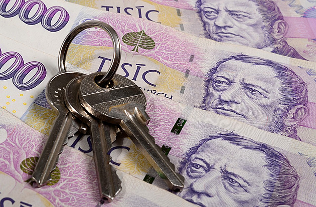 Zloděj věděl o úkrytu klíčů, majiteli z domu nadvakrát ukradl půl milionu