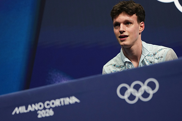 Covid mu vzal rodiče, válka na Ukrajině domov. Krasobruslaře adoptovala trenérka