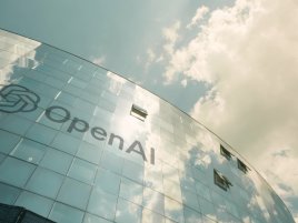 Reklamy v ChatGPT spustily rezignaci. Uvnitř OpenAI roste napětí