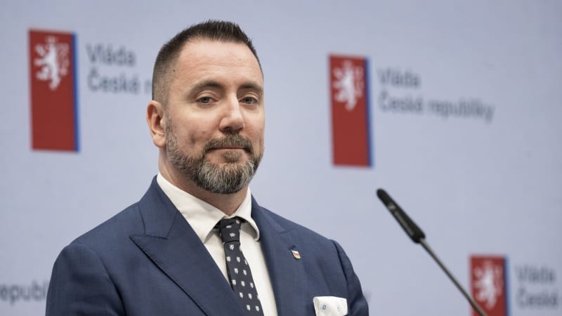 Pavel jmenuje Červeného ministrem životního prostředí. Hrad popsal průběh společné schůzky