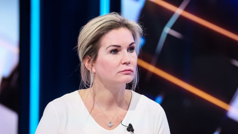 Horko ve studiu: Pošarová obvinila Pavla, že chce válku v Česku. Važte slova, káral ji Hlavatý