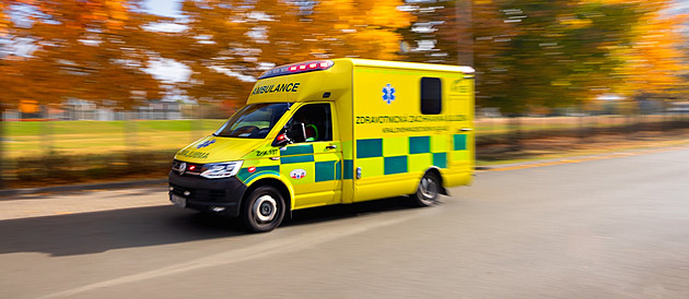 Dítě pořezala motorová pila, kriminalisté prověřují jeho parťáka