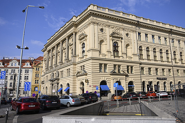 Praha chce koupit Národní dům na Vinohradech. Zřejmě dorovná cenu z aukce