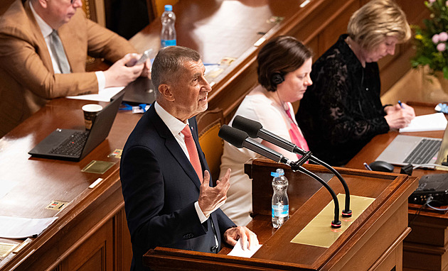 S vámi se nedá o ničem bavit a já jsem se snažil, vyčítá Babiš opozici