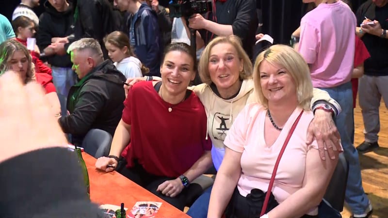 Byli jsme za jelítka. Prostě jsme valily. Hvězdy Asia Express svěřily zážitky fanouškům