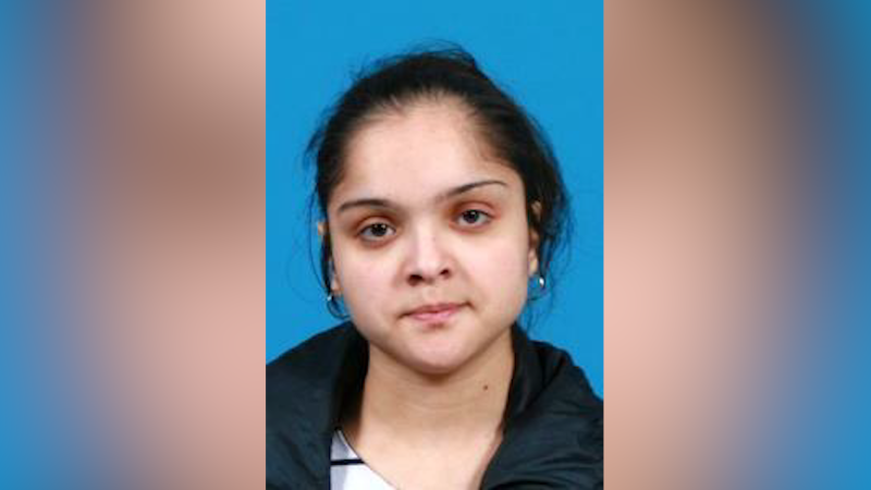 Už léta pátrá česká policie po hledané ženě. Vyhýbá se vězení, nosí takzvané olašské sukně