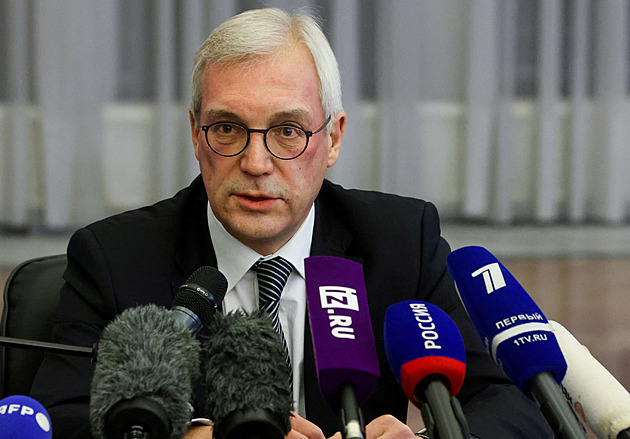 Přijmete francouzské jaderné bombardéry a jste terčem, hrozí Rusko