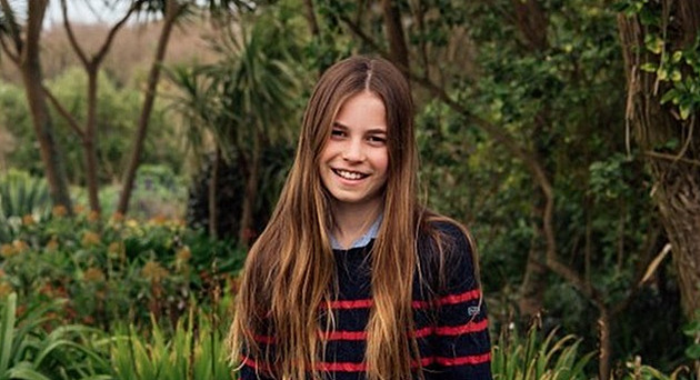 Ta vyrostla! Princezna Charlotte slaví 11. narozeniny novou fotkou od profesionála