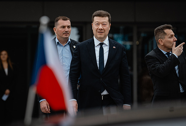 Okamura chce víc čínských turistů. Zmínil i, jak mít víc těch českých v Číně