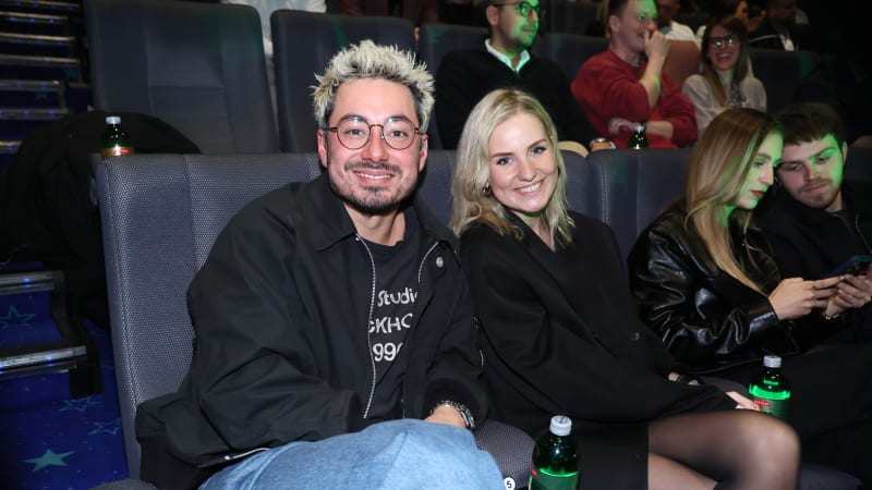 Zpěvák Mirai je tátou. Jeho partnerka přivedla na svět chlapečka, dostal originální jméno