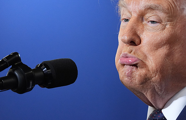 Pomstychtivý Trump ponížil republikánské špičky. Ve straně tiše bublá vzpoura