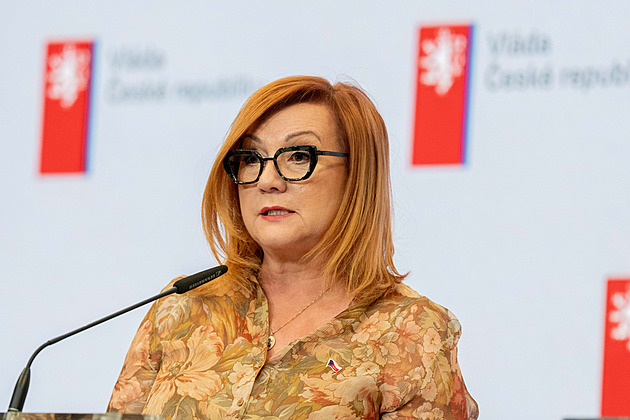 Zanechali nám minové pole, řekla Schillerová. Senátor se obává hyperinflace