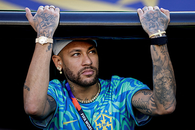 Brazilci vyhlíží Neymarův návrat. Snad nám pomůže celé MS vyhrát, doufá Vinícius