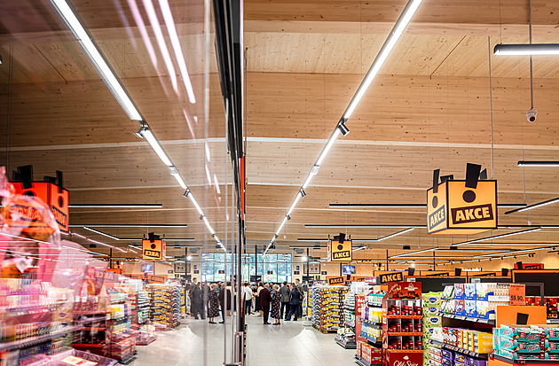 Penny Market otevřel v České Lípě obchod celý ze dřeva, je čtvrtý v Česku