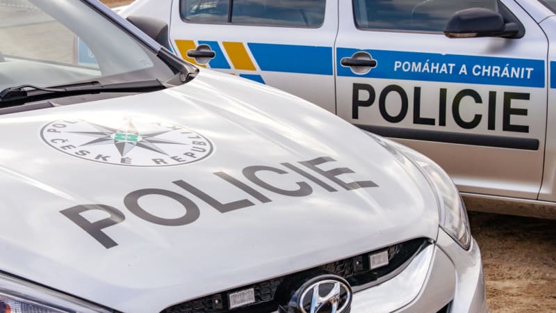 Chlapec, který se ztratil v pražském muzeu, se našel. Je v pořádku, všimli si ho u letiště