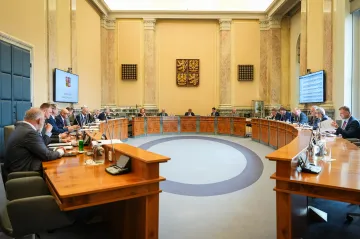Vláda schválila změny v penzijním spoření